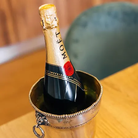 아파트 Bestvillas Plaza