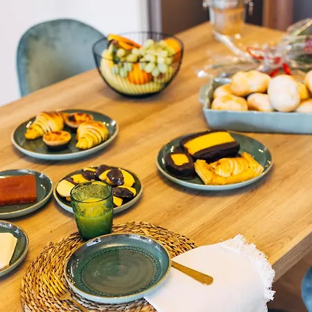 Bestvillas Plaza * 브라가