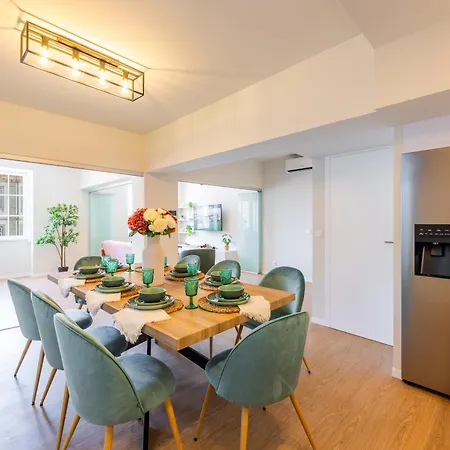 アパート Bestvillas Plaza ブラガ